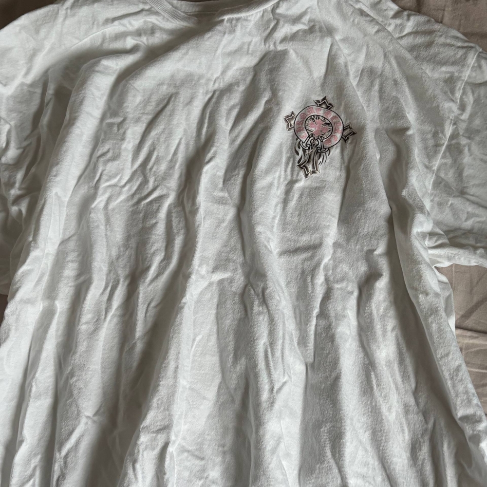 Chrome Hearts White Baggy Tee Swag with Pink Graphic